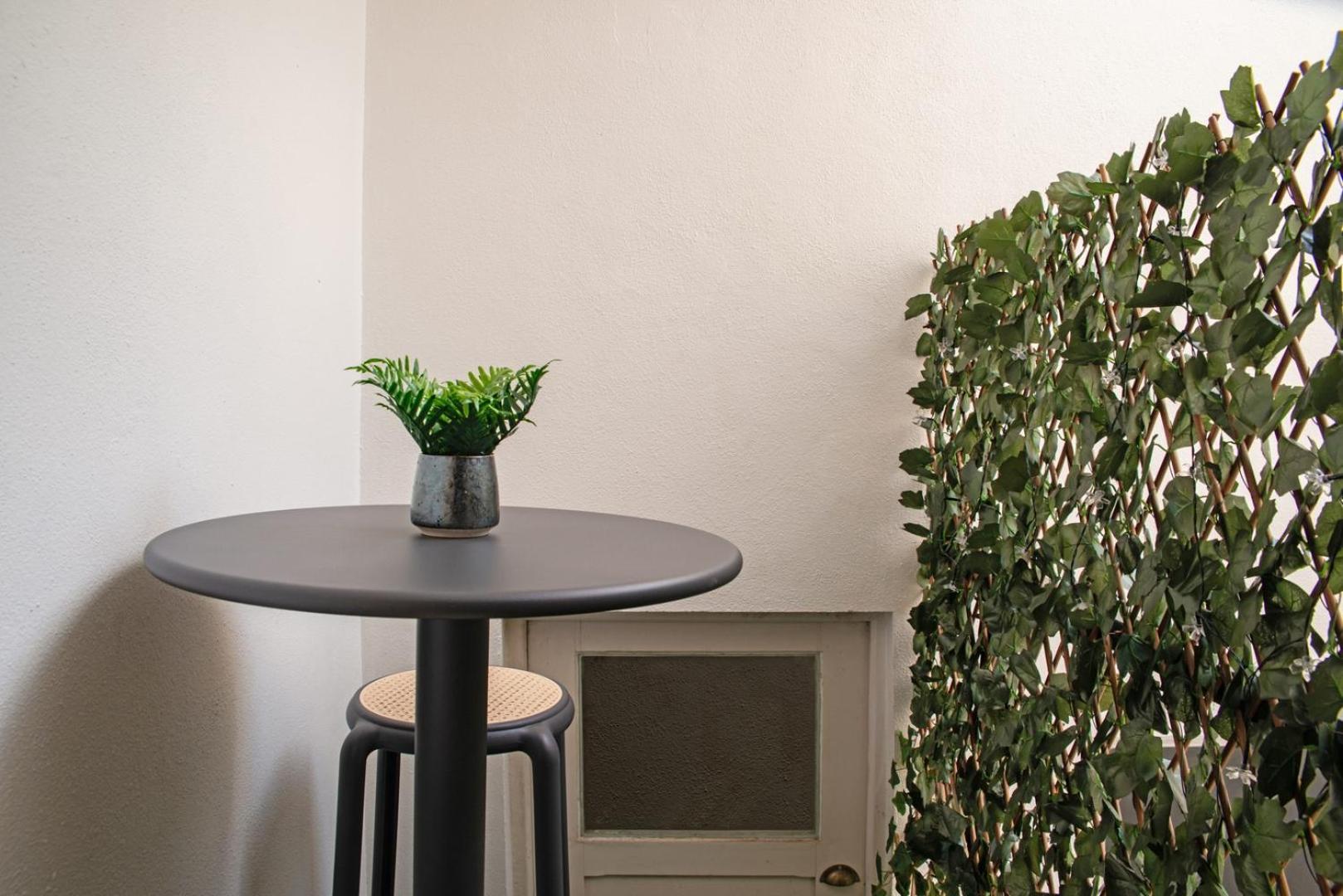 Apartamento 2-Bed Apt With Cozy Private Terrace At Intendente