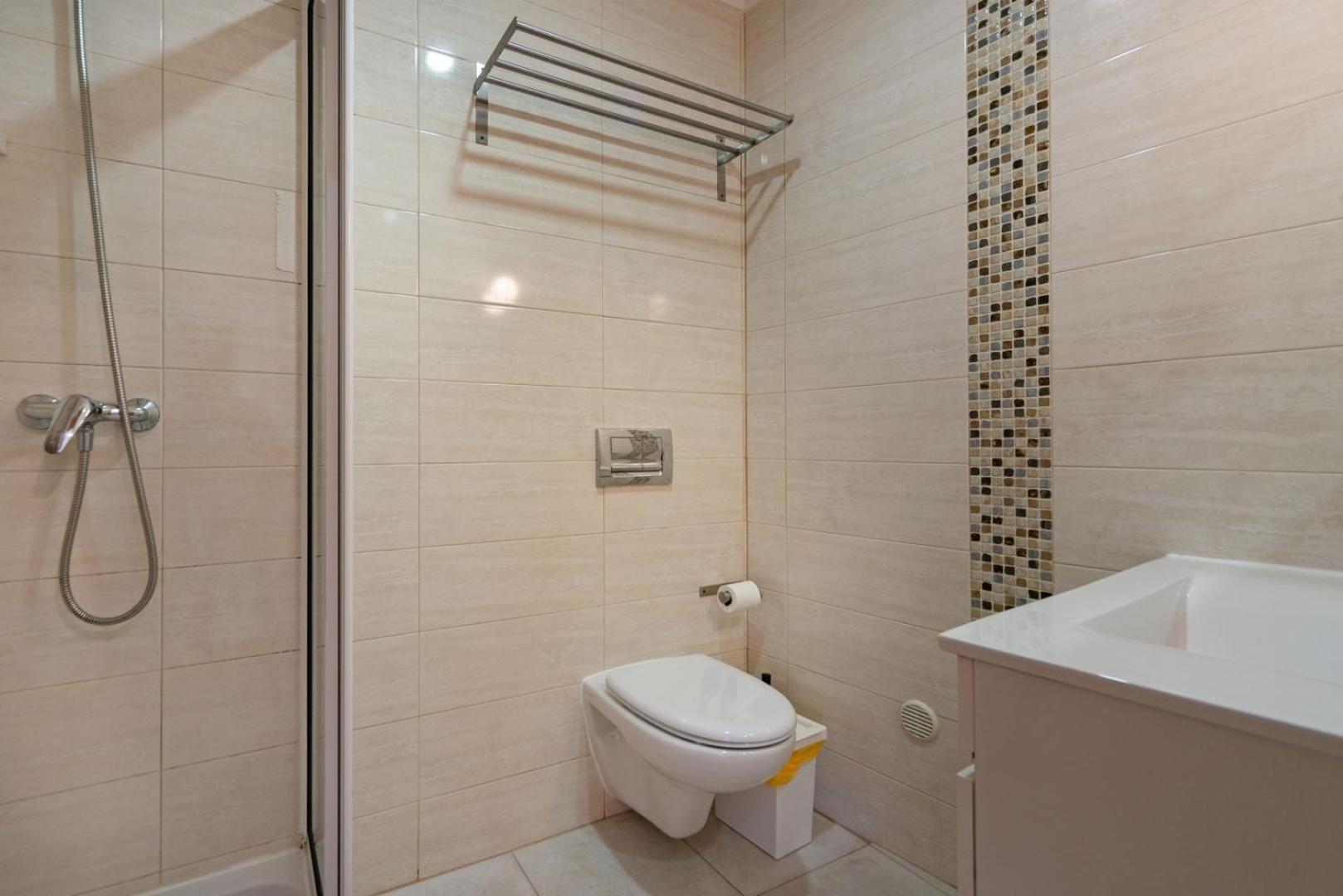 Apartamento 2-Bed Apt With Cozy Private Terrace At Intendente *